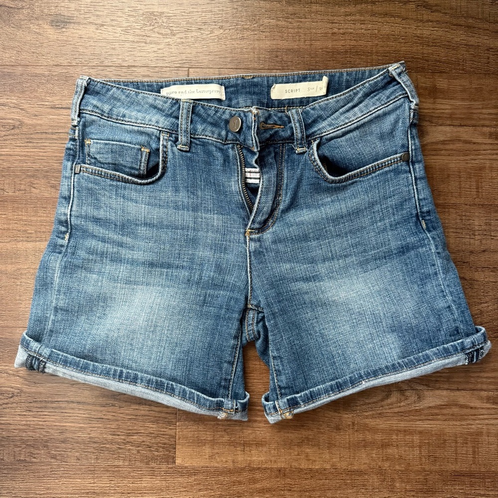 Pilcro Jean Shorts Size 26